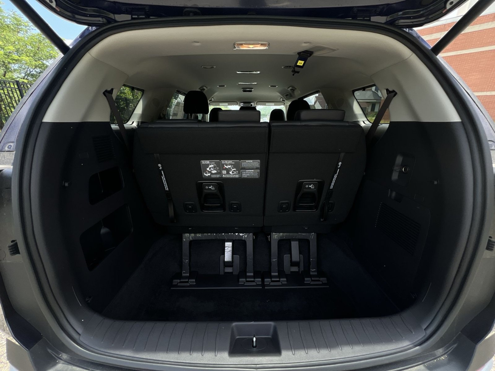 New 2026 Kia Carnival EX FWD image 44