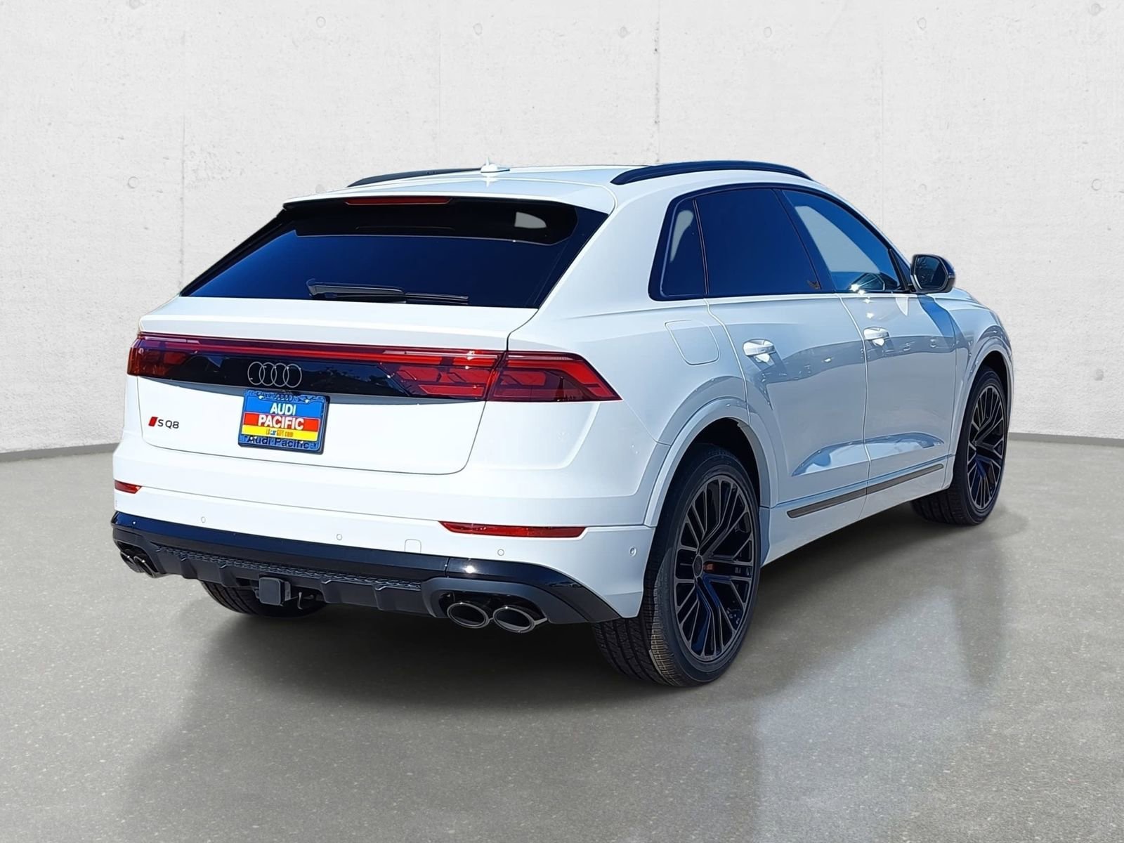 New 2026 Audi SQ8 Prestige image 5