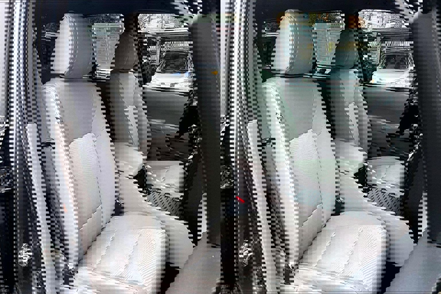 Used 2015 Honda Pilot LX image 7