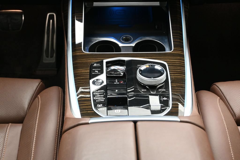 Used 2023 BMW X7 M60i w/ Executive Package AWD/4WD image 23