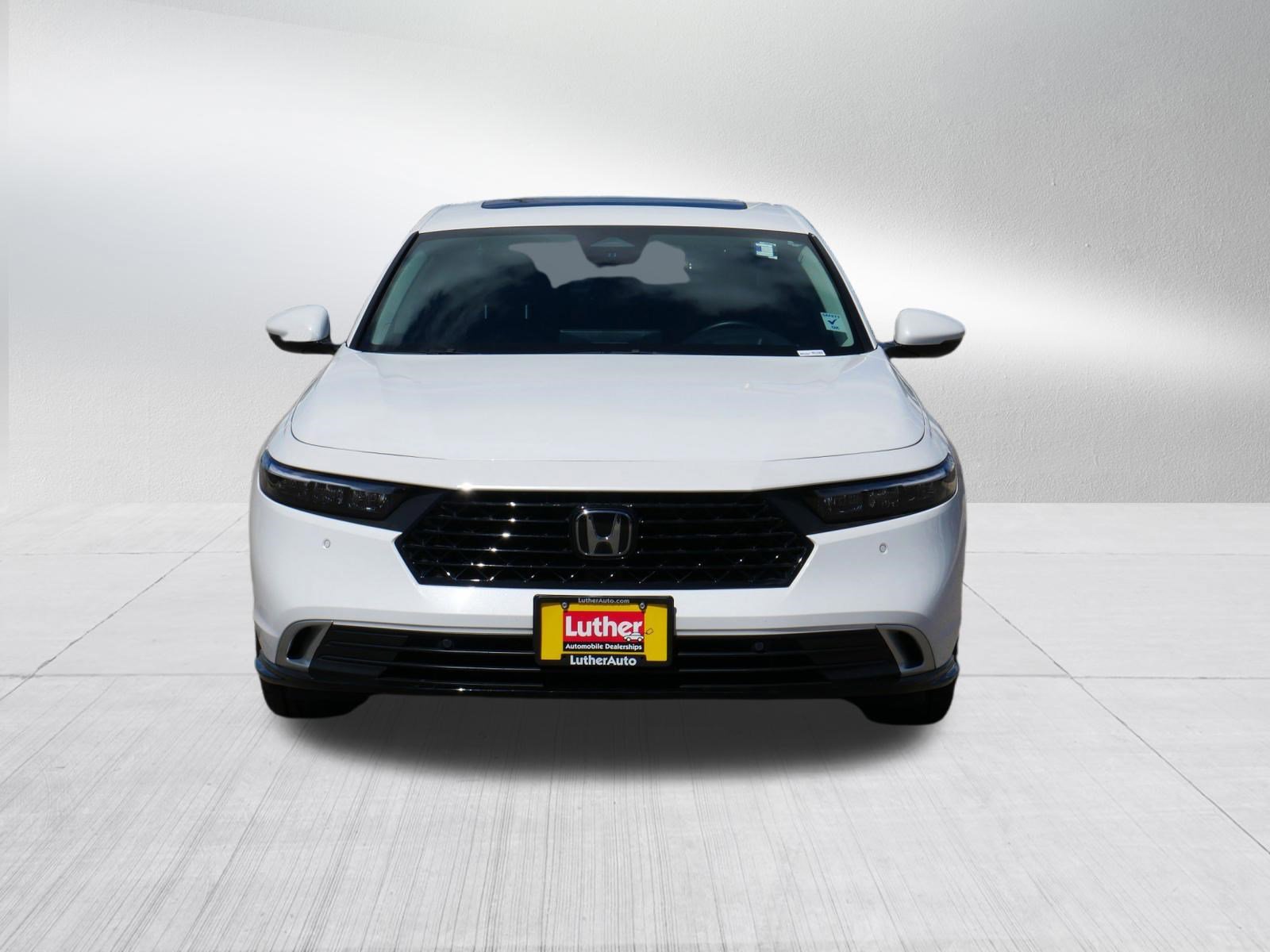 Used 2025 Honda Accord Touring video 2