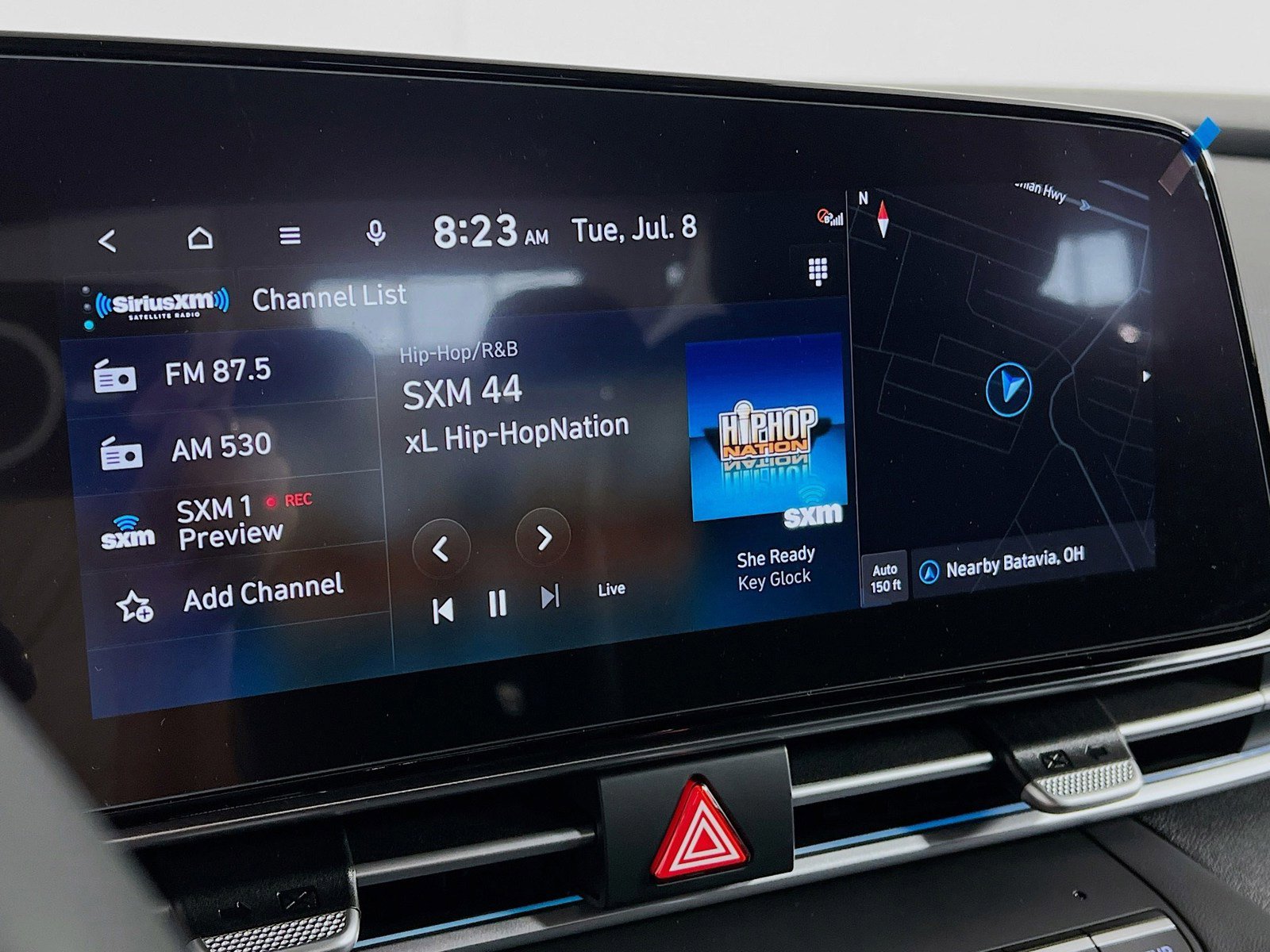 New 2025 Hyundai Elantra Limited FWD image 8