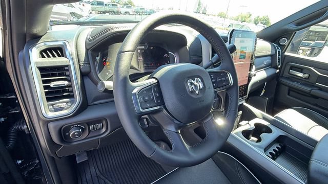 New 2026 RAM 3500 Laramie AWD/4WD image 32