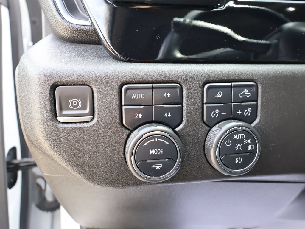 Certified 2024 Chevrolet Silverado 2500 LTZ AWD/4WD image 13