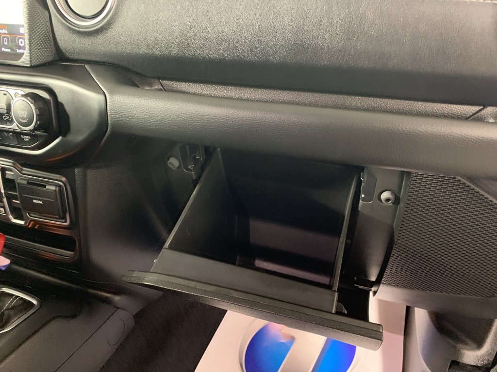 Used 2022 Jeep Wrangler Unlimited Sahara w/ Cold Weather Group image 42