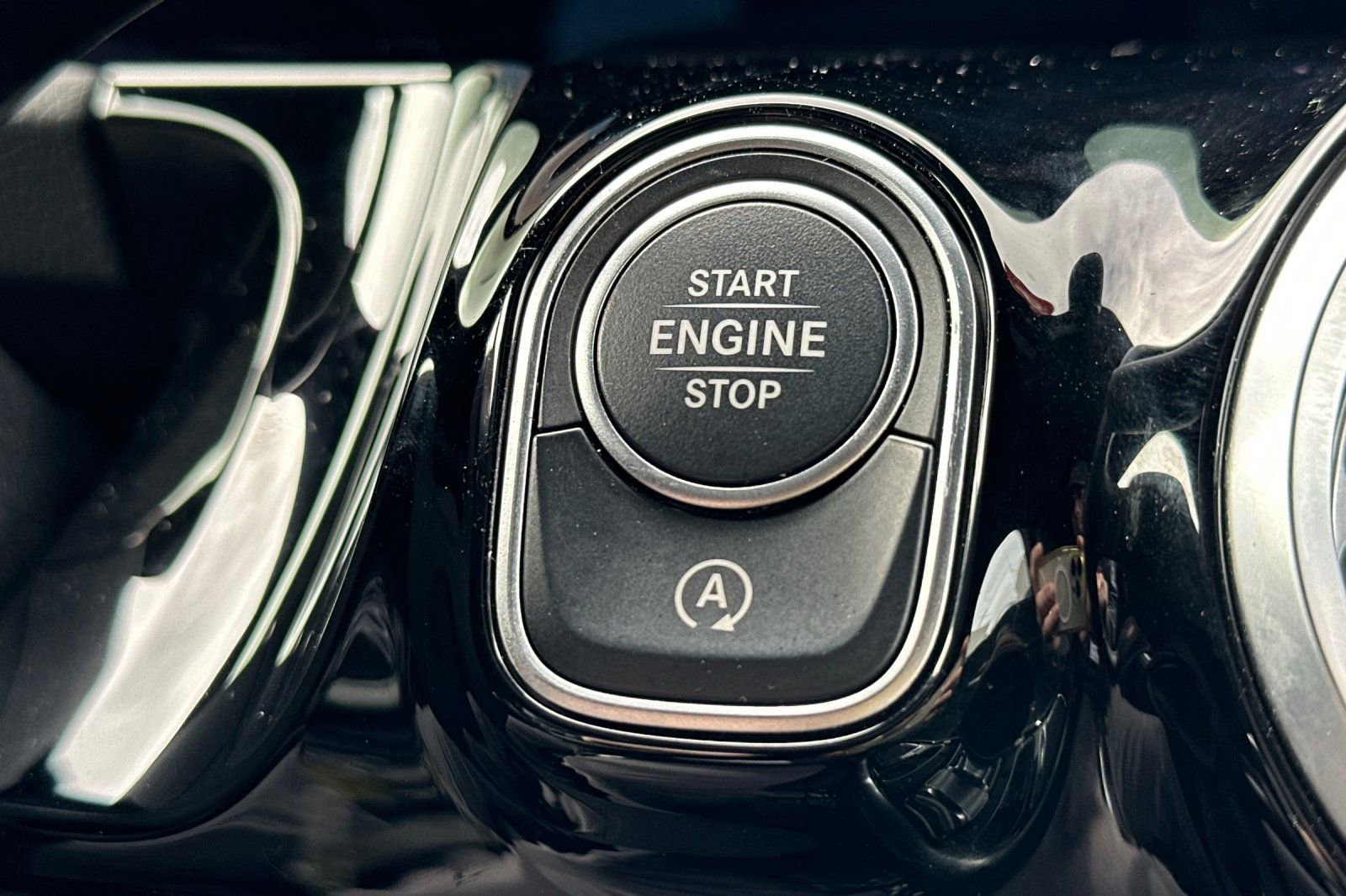 Certified 2025 Mercedes-Benz GLA 250 image 25