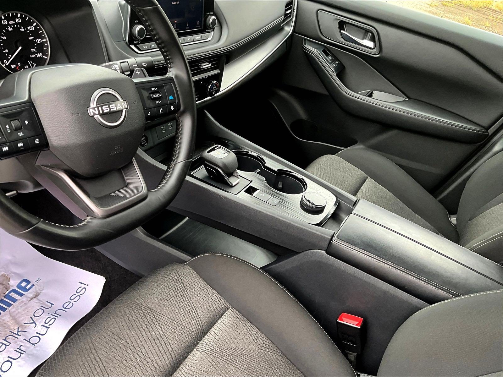 Used 2025 Nissan Rogue SV AWD/4WD image 18