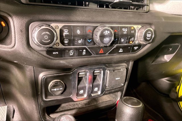 Used 2024 Jeep Wrangler Sport AWD/4WD image 12