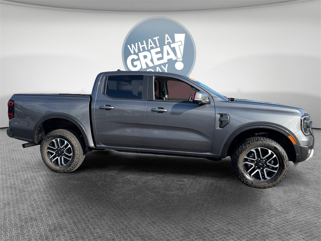Used 2024 Ford Ranger Lariat w/ Trailer Tow Package image 2