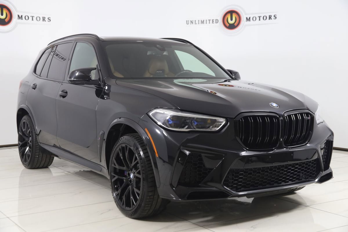 Used 2021 BMW X5 M w/ Executive Package image 32