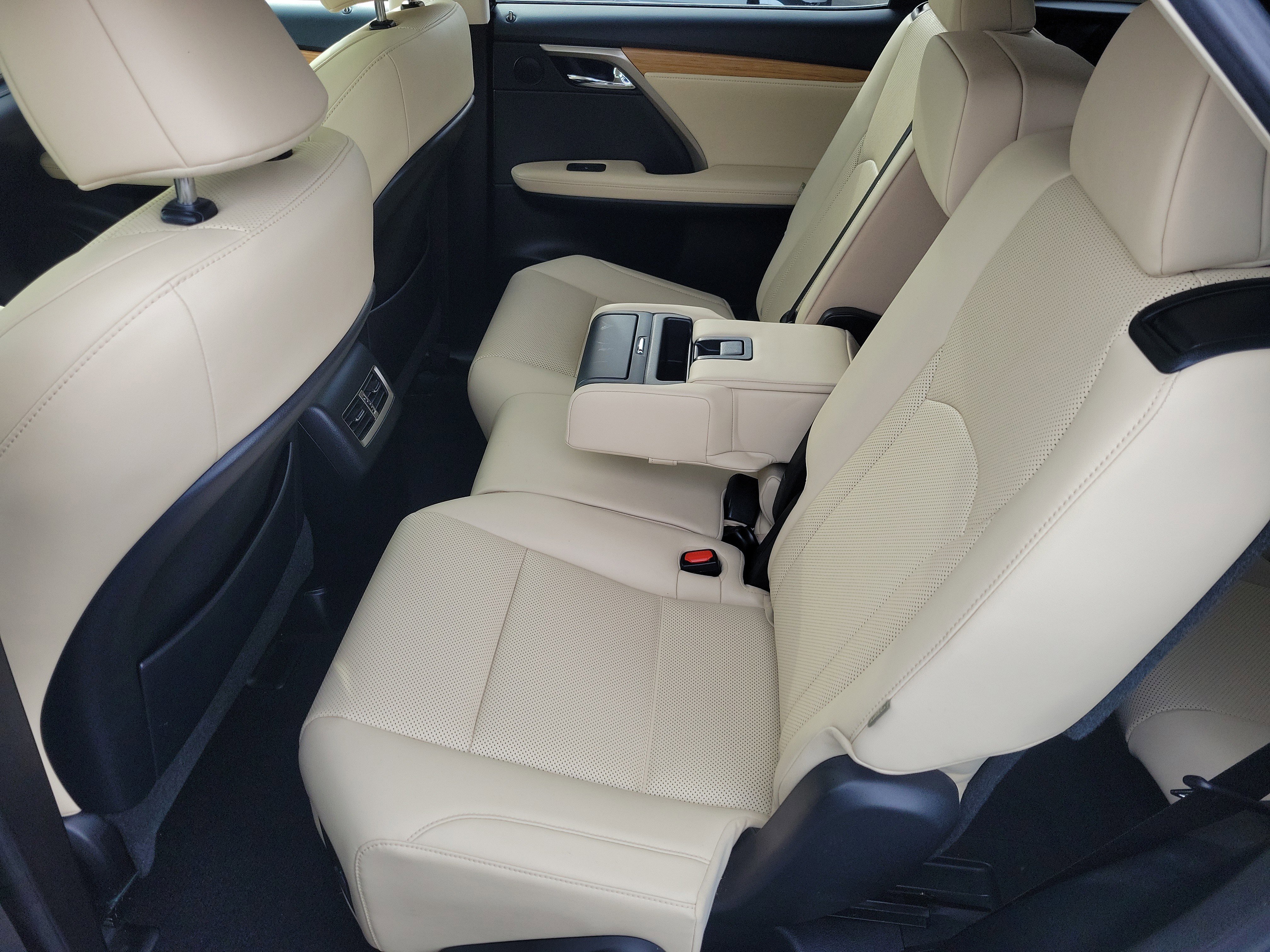 Used 2021 Lexus RX 350L 350L w/ Premium Package image 13