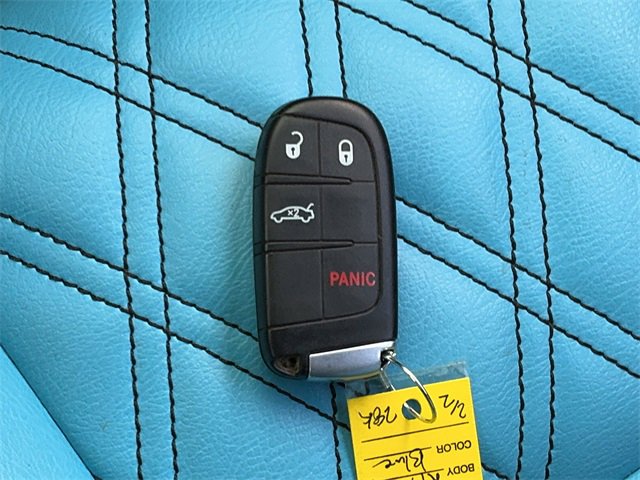 Used 2016 Dodge Challenger R/T Scat Pack w/ Leather Interior Group image 30