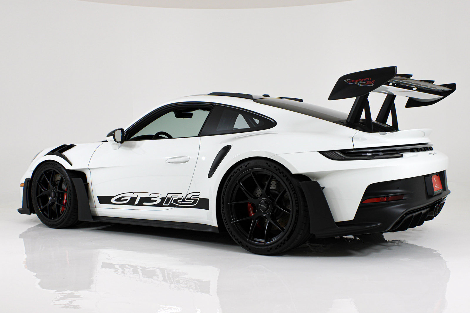 Used 2024 Porsche 911 GT3 RS RWD image 4