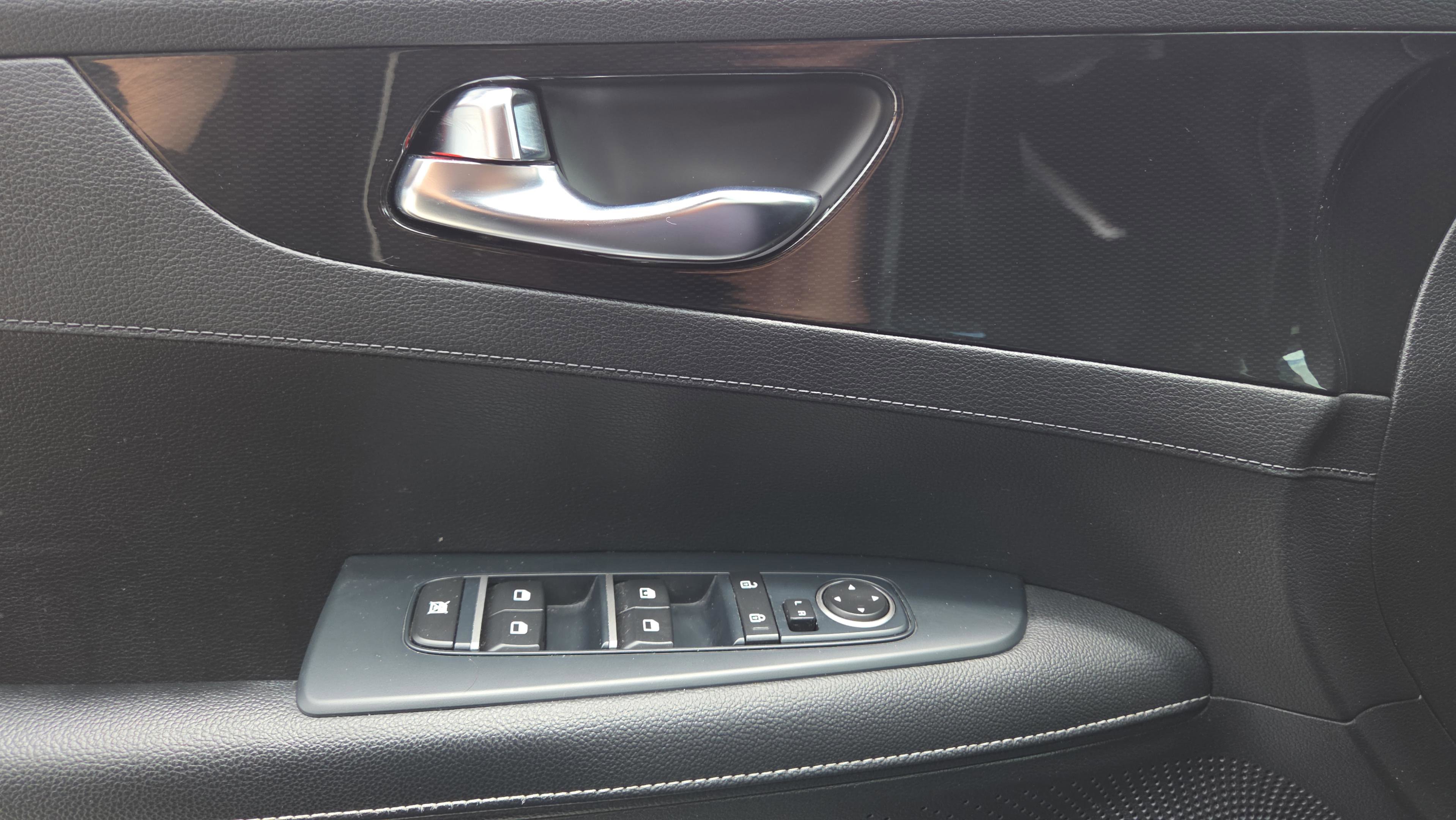 Used 2021 Kia Forte GT-Line image 34