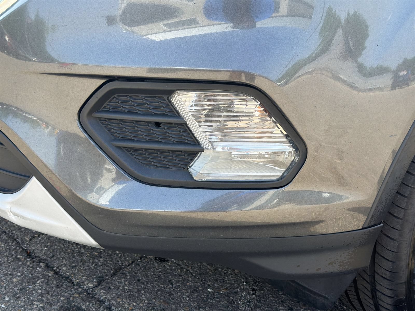 Used 2017 Ford Escape Titanium FWD image 12