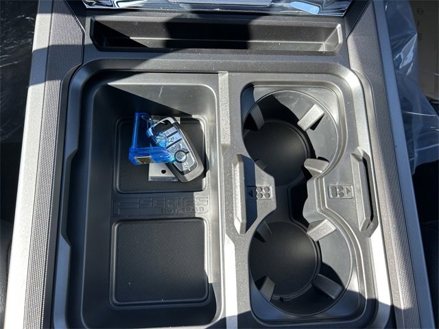 New 2026 Ford F350 Lariat w/ Black Appearance Package image 33