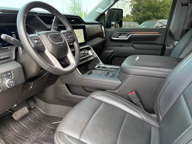 Used 2024 GMC Sierra 2500 Denali w/ Denali Reserve Package AWD/4WD image 18