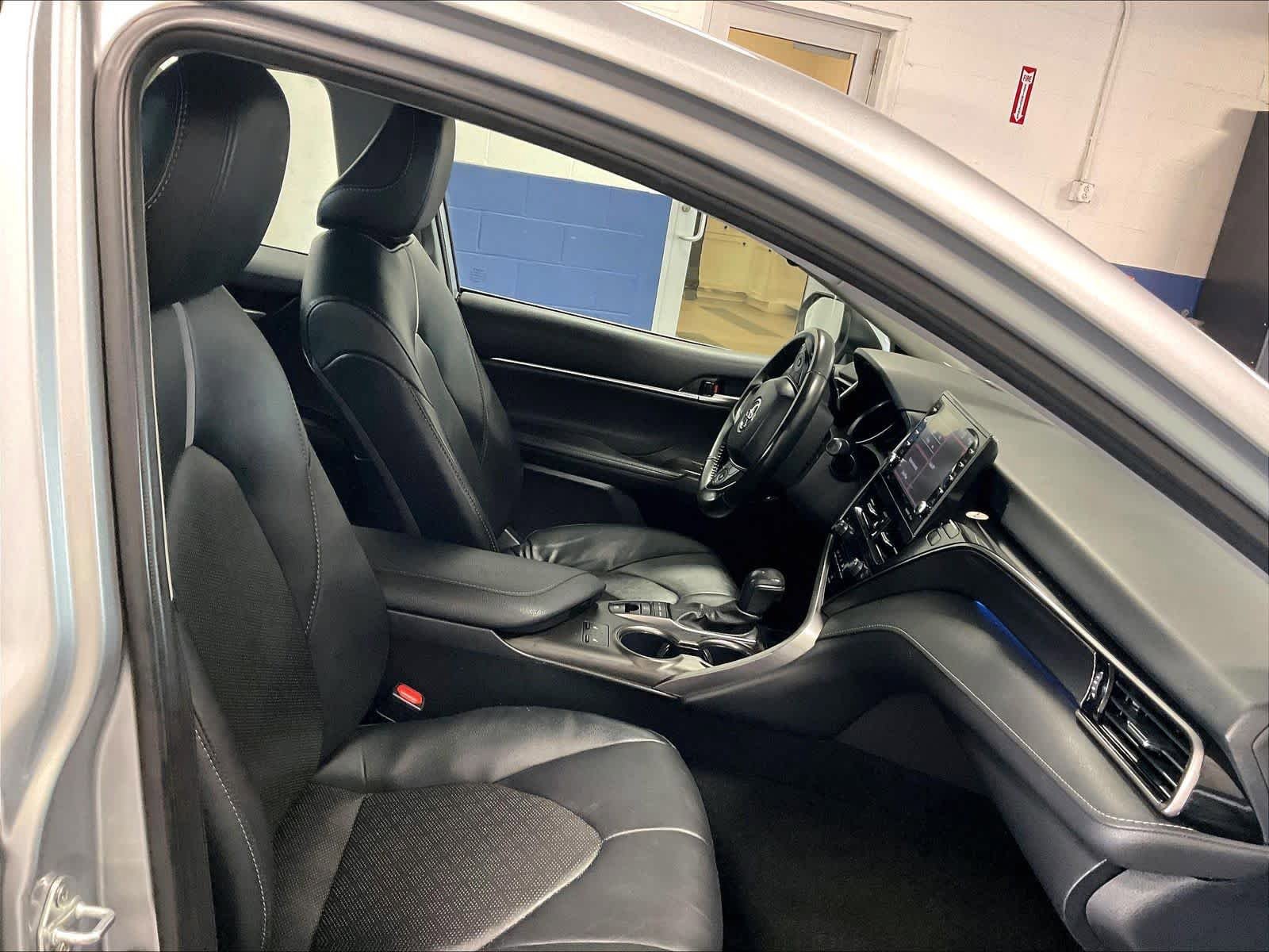 Used 2024 Toyota Camry XSE image 11