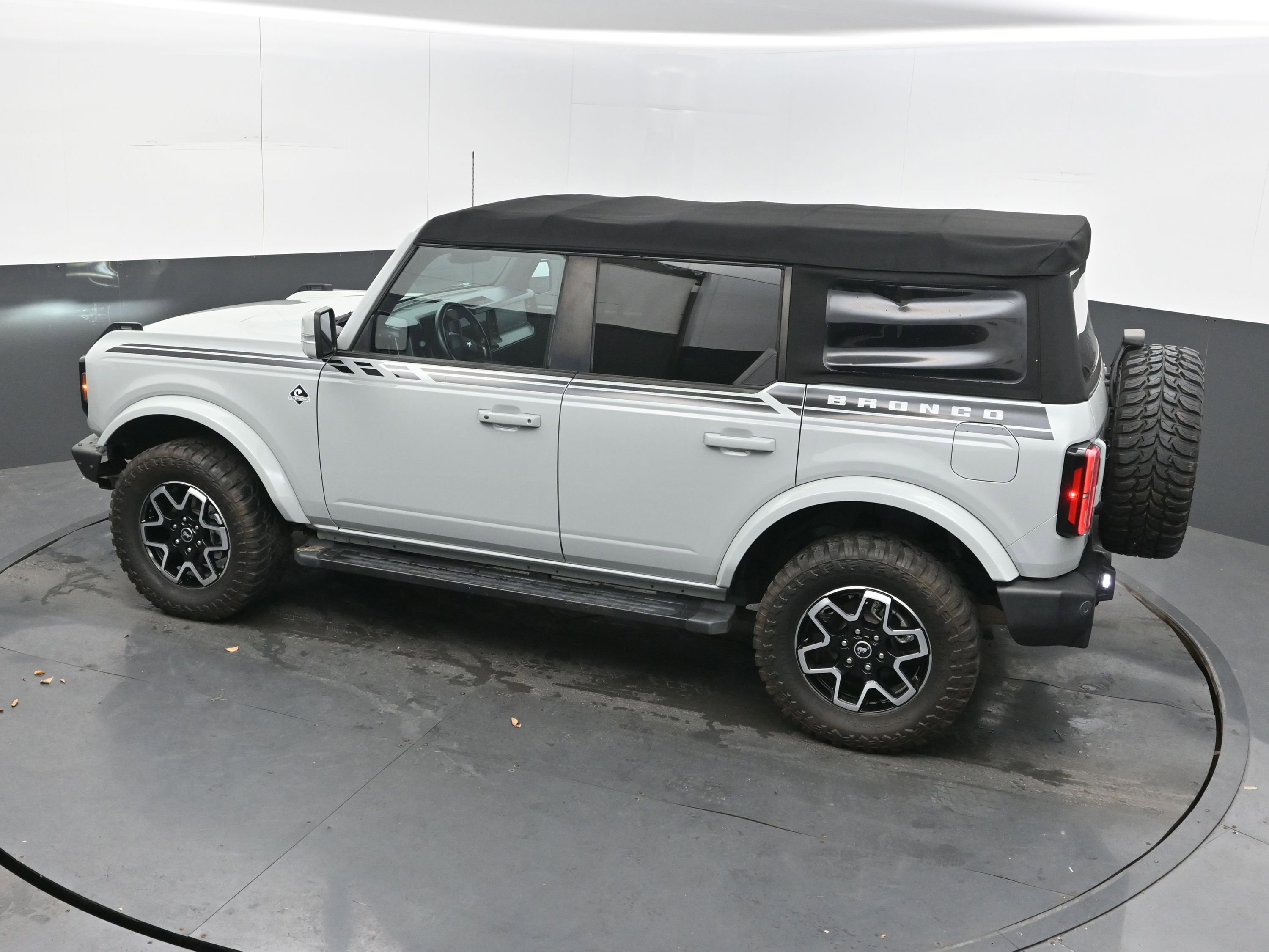 Used 2021 Ford Bronco Outer Banks image 35