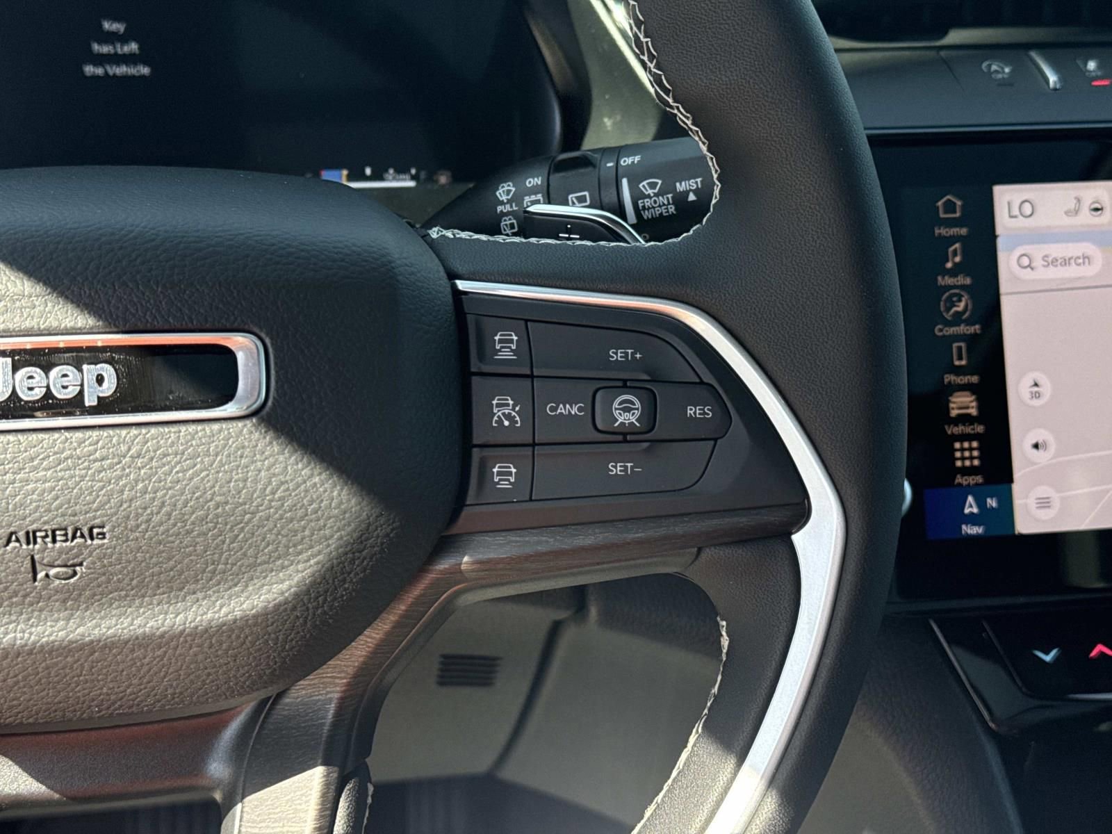 New 2026 Jeep Grand Cherokee Limited w/ Limited Altitude Package image 24