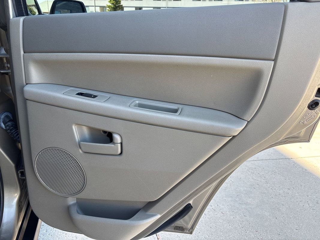 Used 2006 Jeep Grand Cherokee Laredo image 20