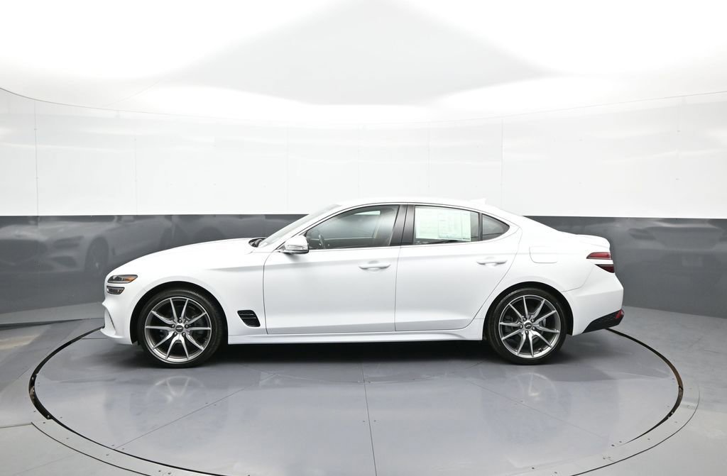 Used 2023 Genesis G70 2.0T AWD/4WD image 9