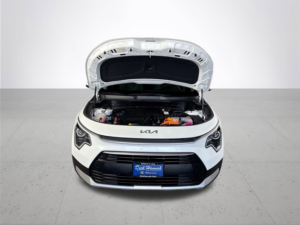Certified 2023 Kia Niro LX image 22