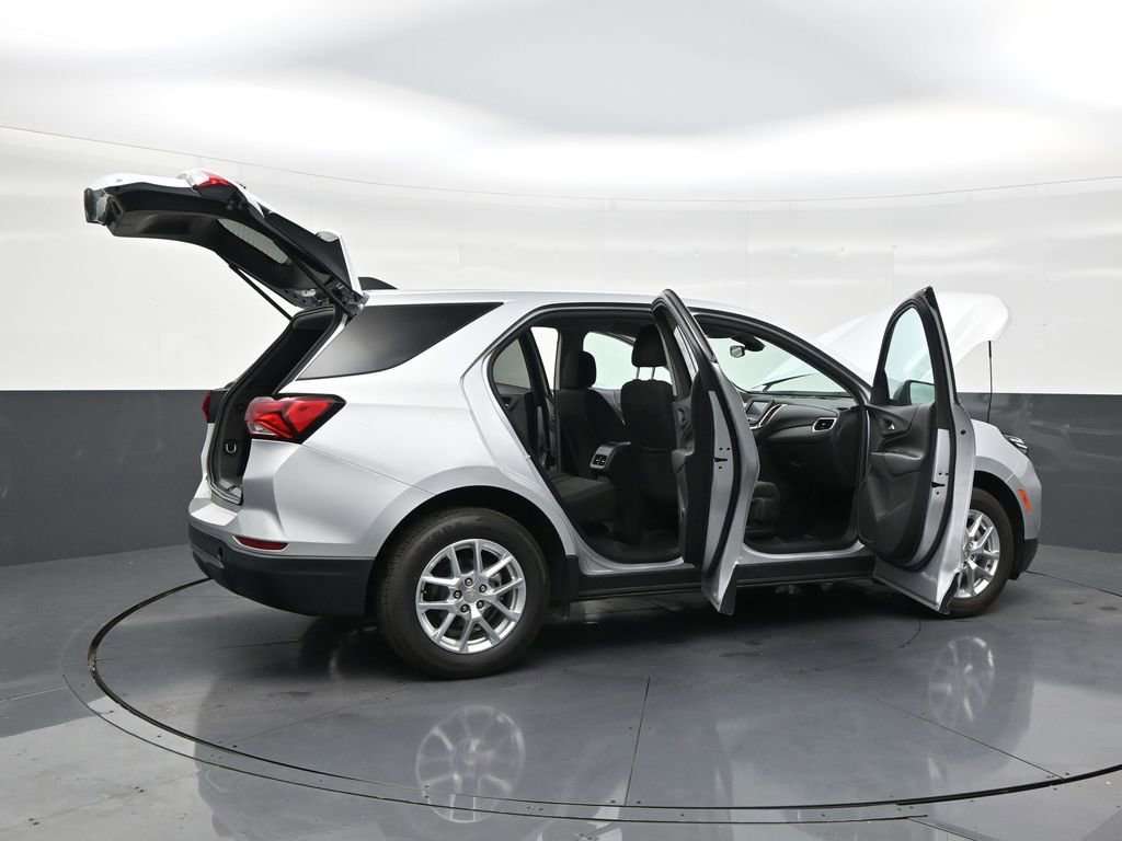 Used 2022 Chevrolet Equinox LT image 29