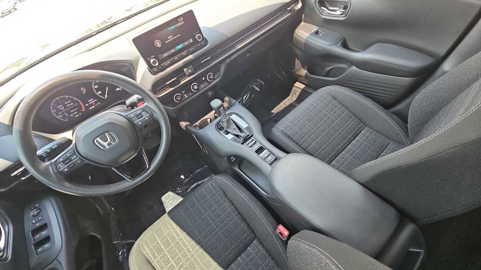 Used 2023 Honda HR-V LX image 21