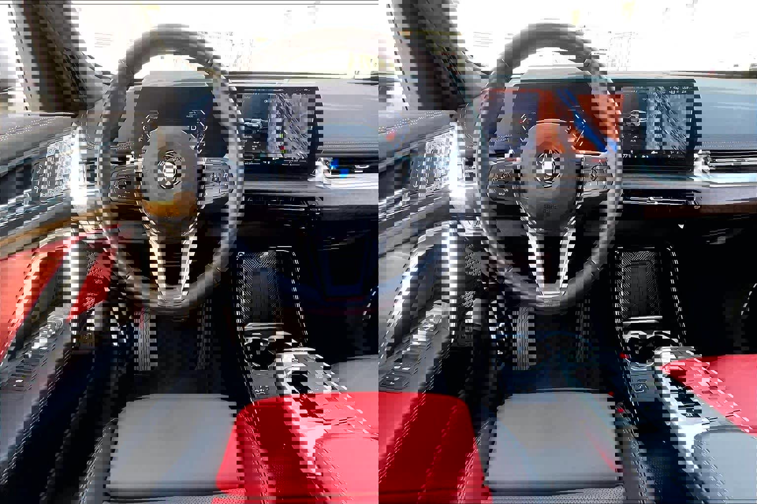 Used 2024 BMW X1 xDrive28i w/ Premium Package image 5