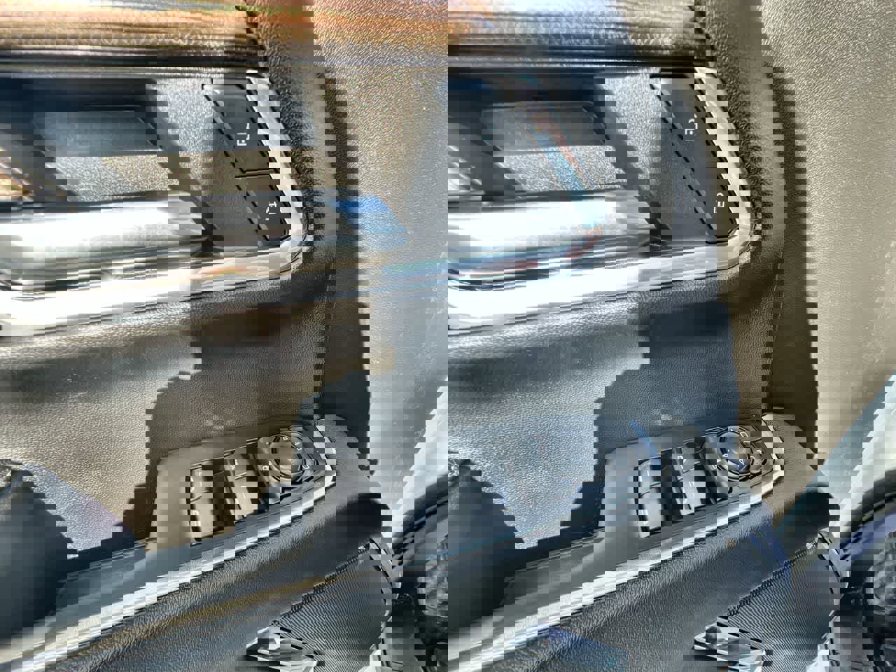 Used 2024 Chevrolet Silverado 1500 RST w/ Z71 Off-Road Package image 22