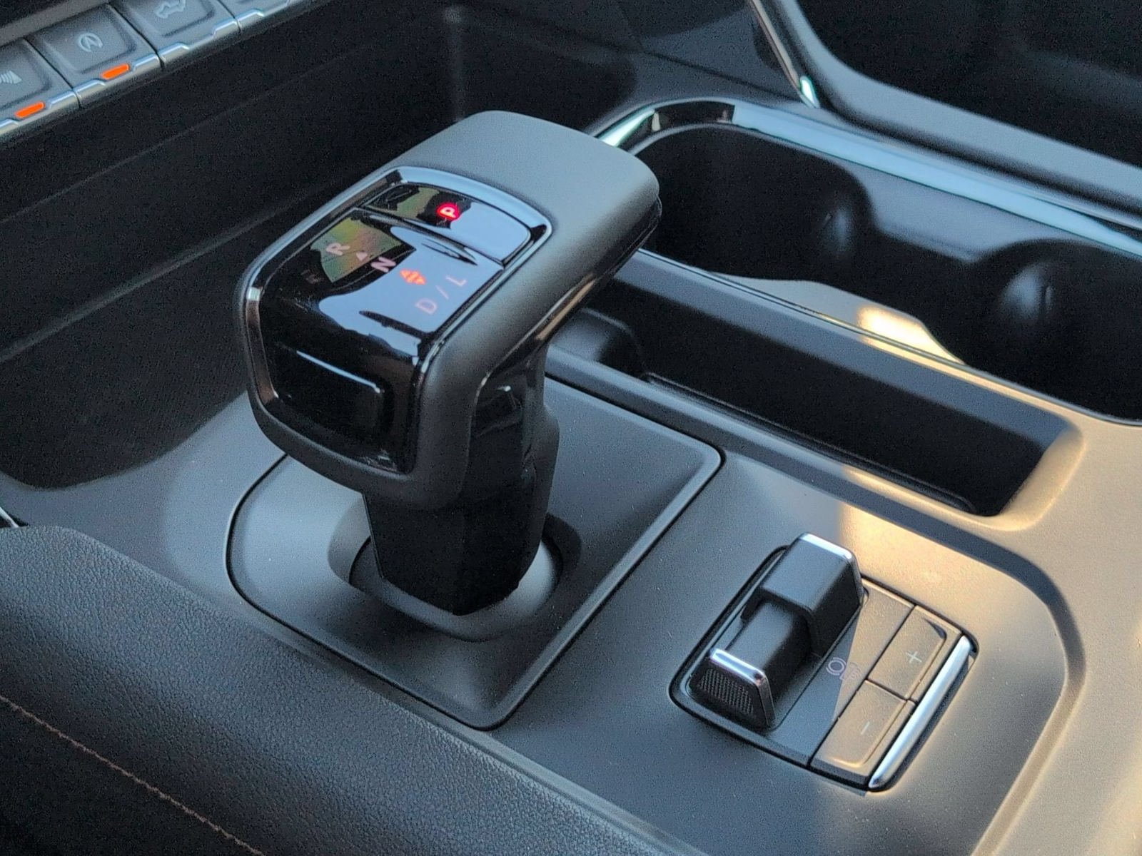 New 2026 GMC Sierra 1500 AT4 w/ AT4 Preferred Package AWD/4WD image 22
