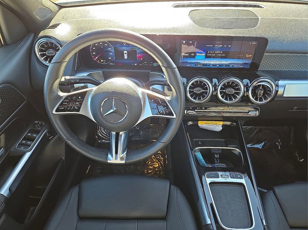 Used 2025 Mercedes-Benz GLB 250 image 18