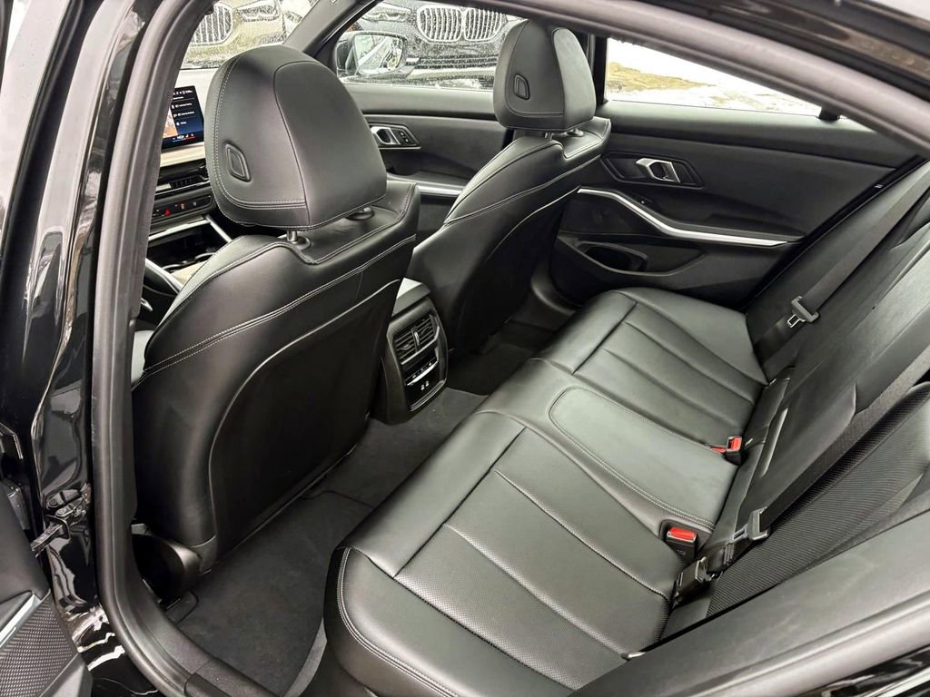 Certified 2025 BMW 330i xDrive Sedan image 29