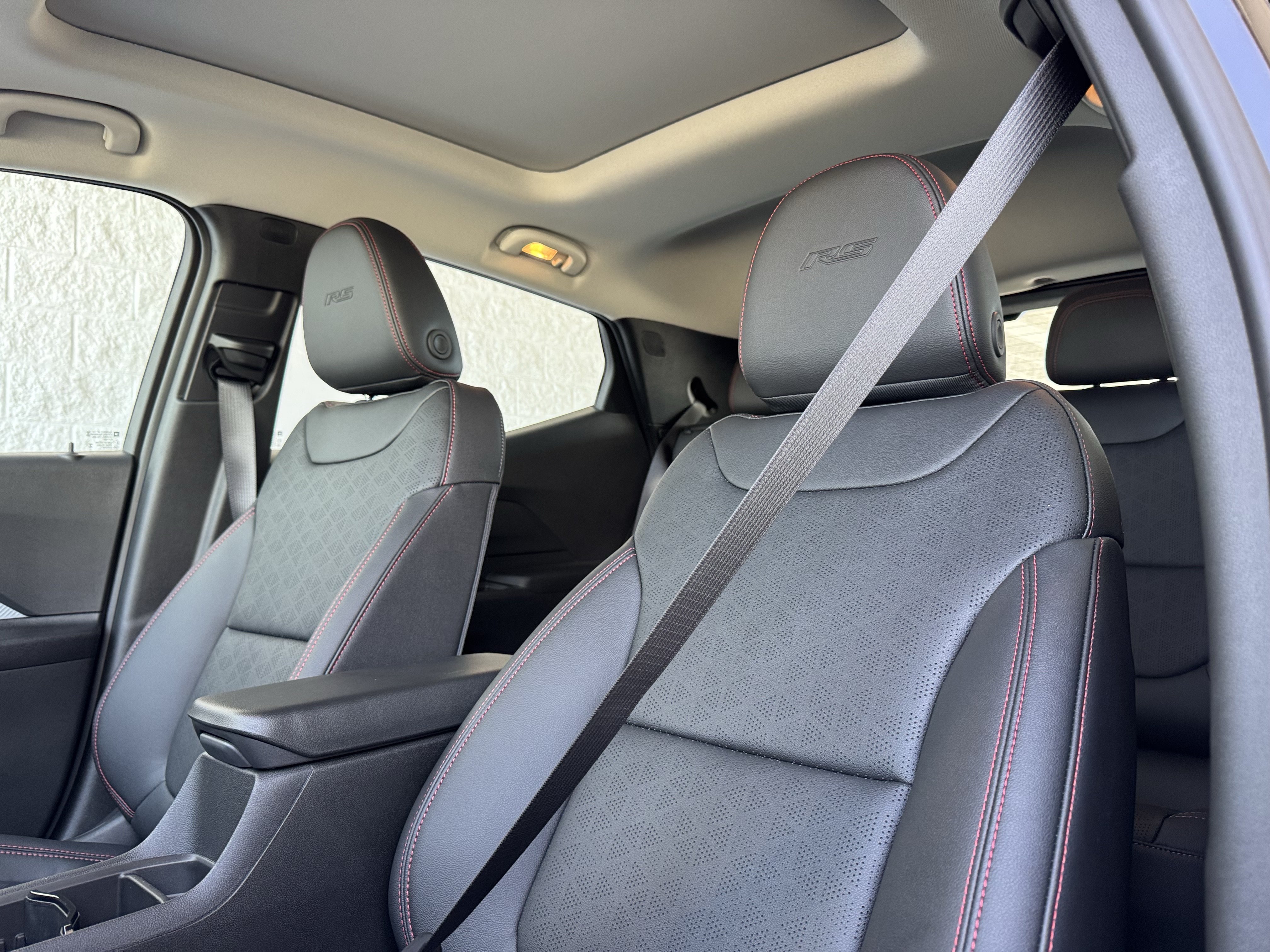 New 2027 Chevrolet Bolt RS w/ Technology Package FWD image 14