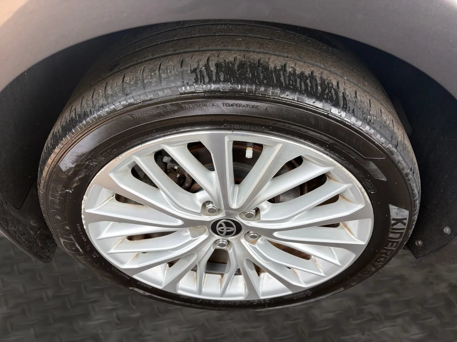 Used 2020 Toyota Camry XLE AWD/4WD image 39