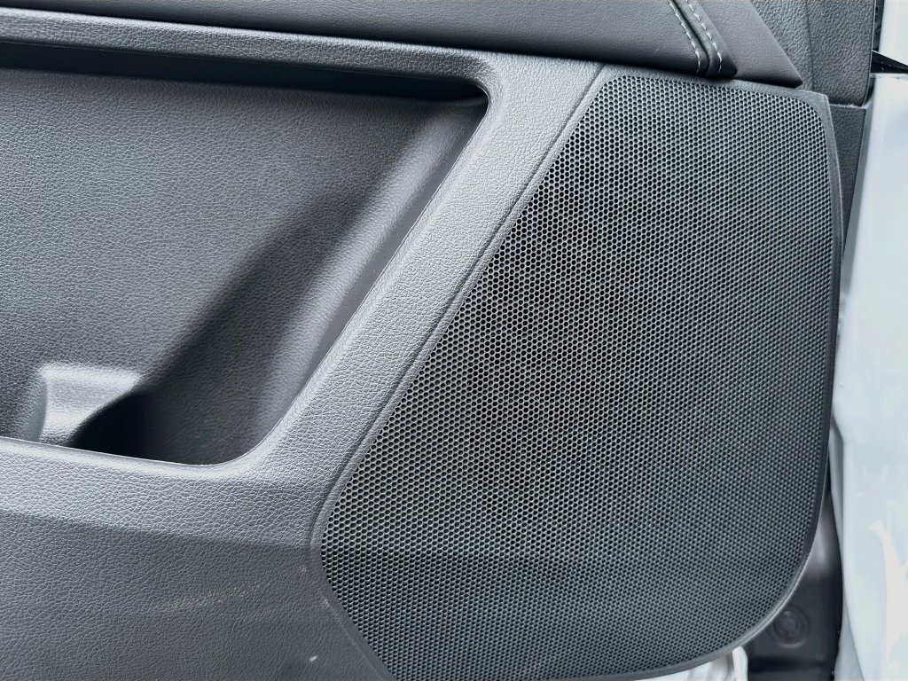 New 2027 INFINITI QX60 Luxe w/ Cargo Package FWD image 19