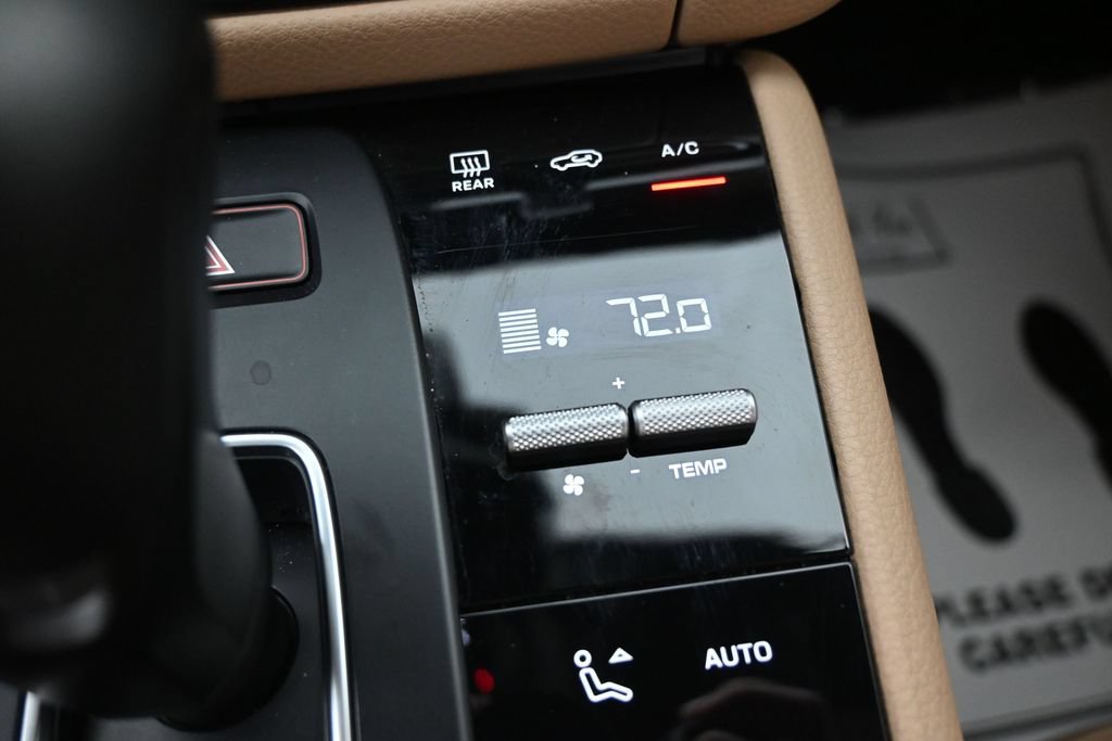 Used 2023 Porsche Macan S AWD/4WD image 30