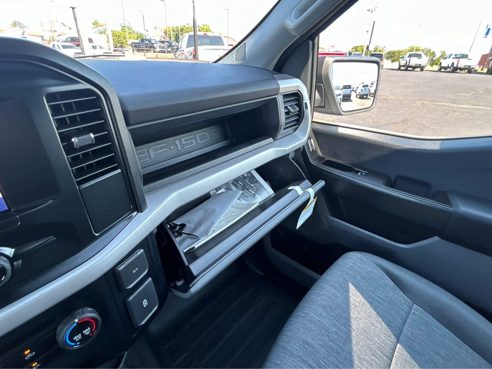 Used 2023 Ford F150 XL image 44