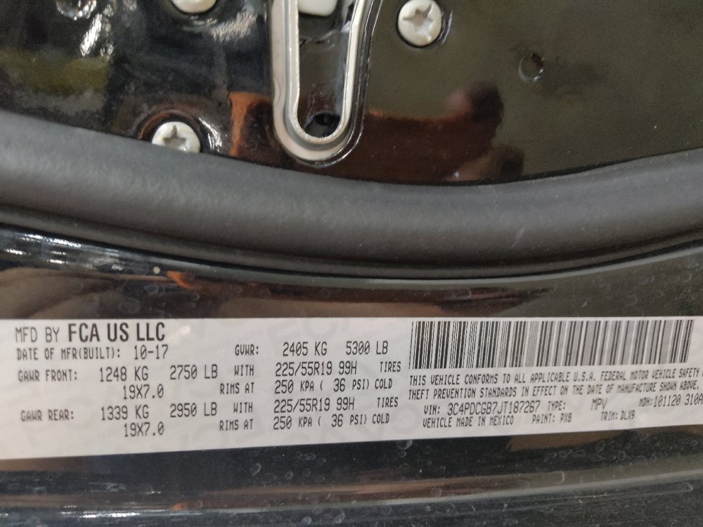 Used 2018 Dodge Journey Crossroad FWD image 33