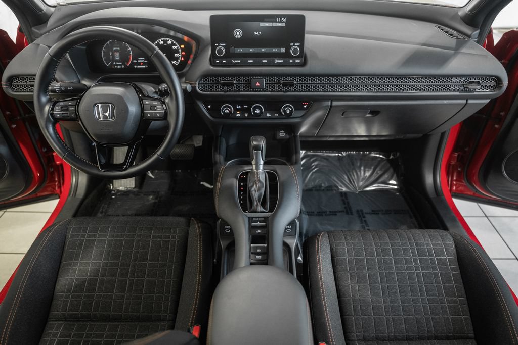 Used 2025 Honda HR-V Sport image 23