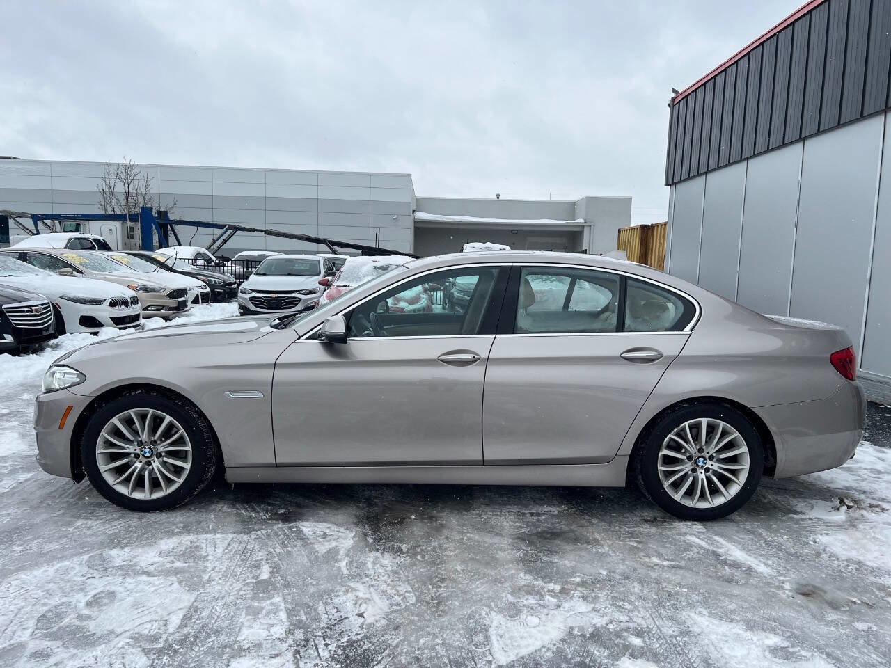 Used 2015 BMW 528i xDrive Sedan image 3