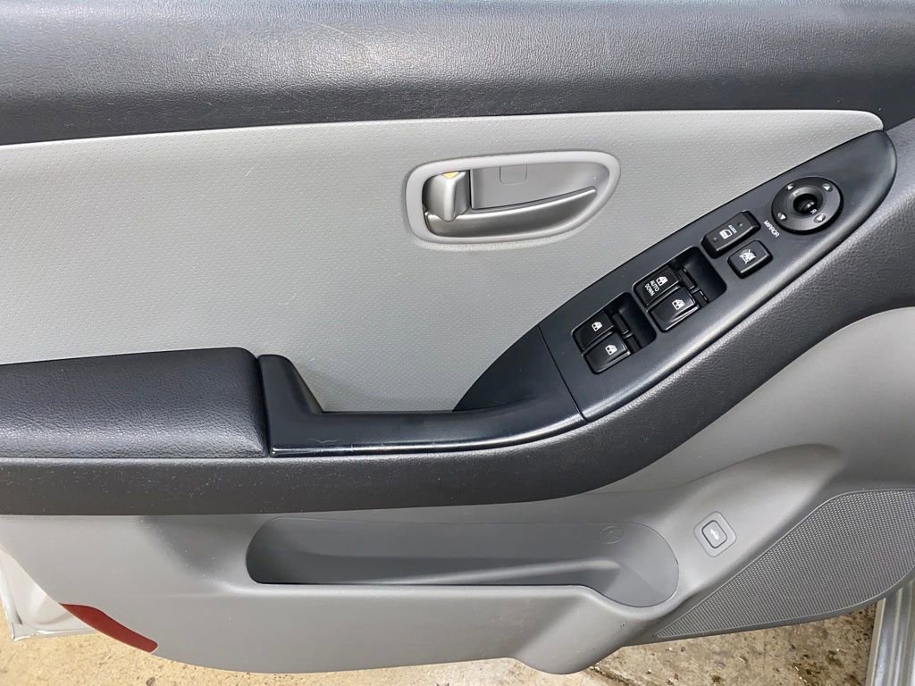 Used 2007 Hyundai Elantra GLS image 26