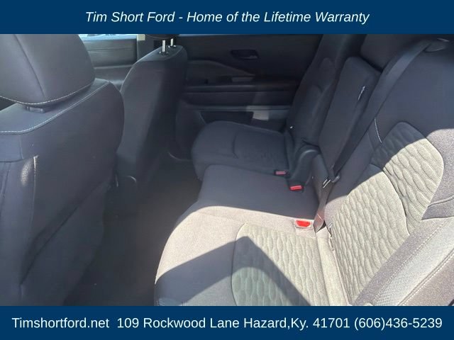 Used 2024 Nissan Pathfinder SV w/ Lighting Package (N92) AWD/4WD image 10