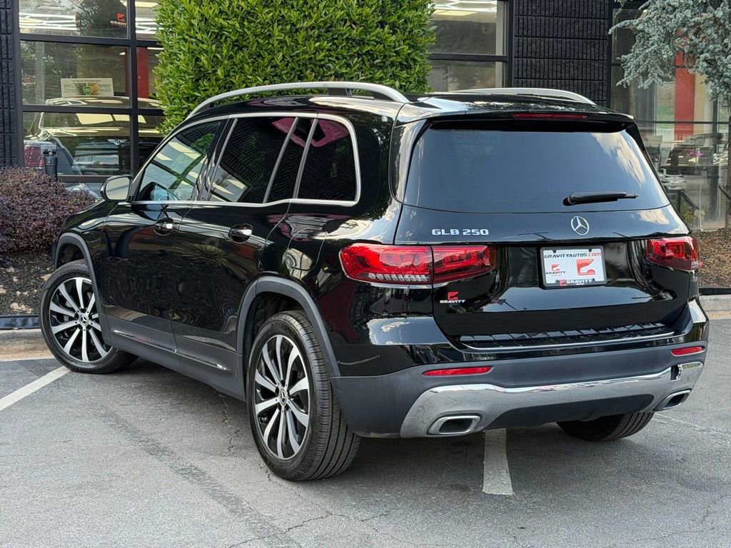 Used 2023 Mercedes-Benz GLB 250 w/ Premium Package image 19