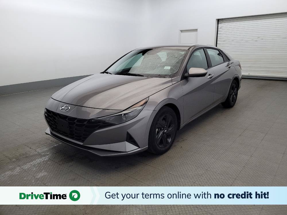 Used 2023 Hyundai Elantra SEL w/ Cargo Package FWD image 1