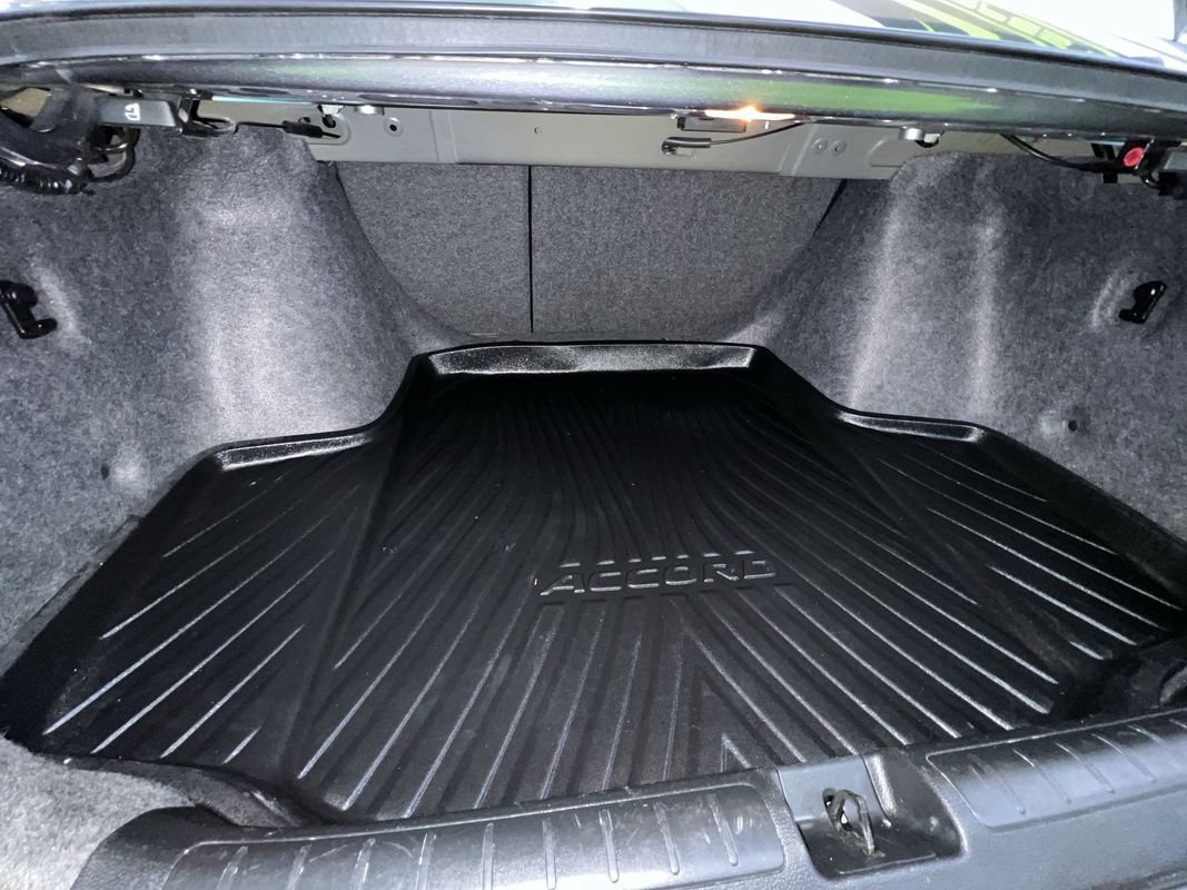 Used 2021 Honda Accord EX image 28