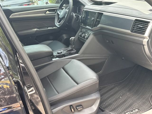 Certified 2023 Volkswagen Atlas Cross Sport SEL image 29