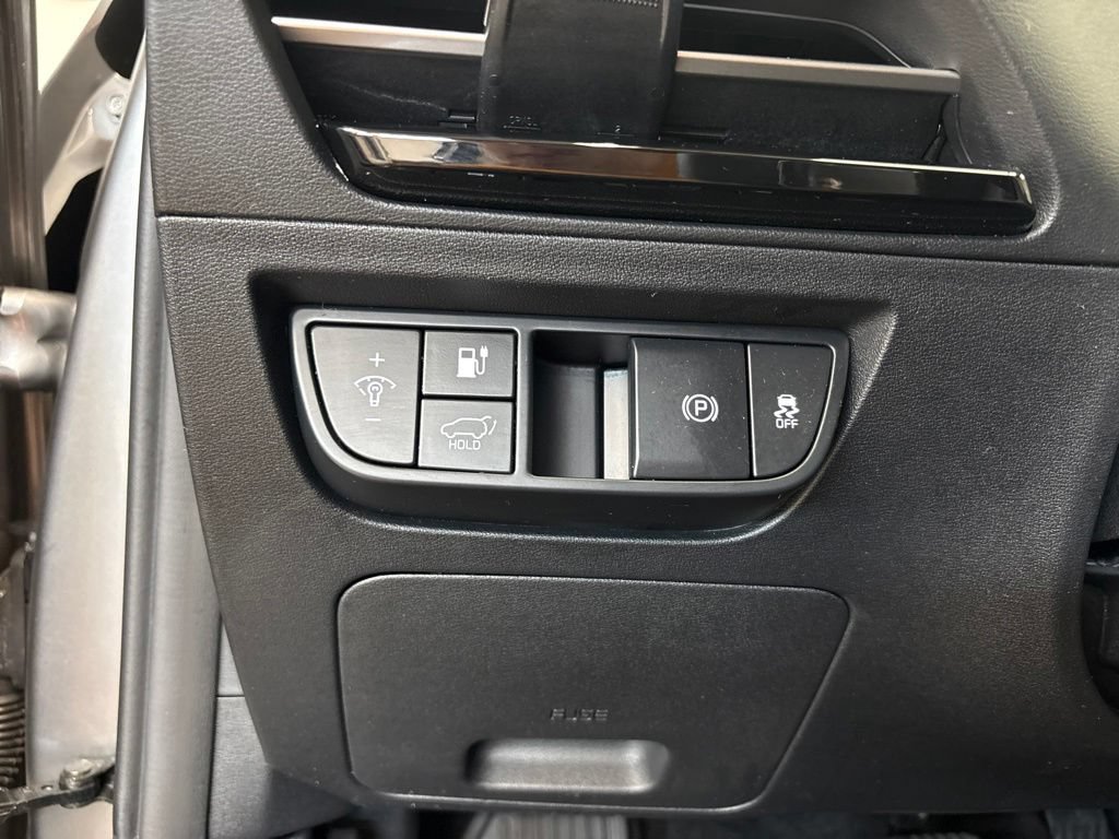 Certified 2024 Kia EV6 Wind AWD/4WD image 12