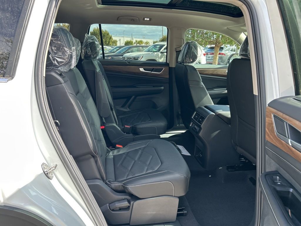New 2026 Volkswagen Atlas SE image 46